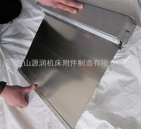 广州生产伸缩式卷帘防护罩