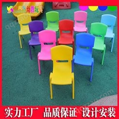 定做南宁学校儿童塑料组合桌椅配套设施