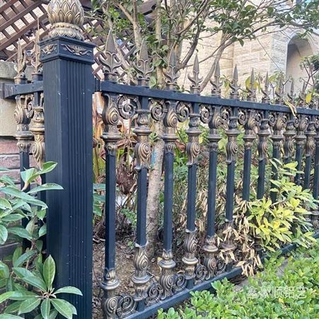 别墅栏杆 围墙护栏铝合金材质 庭院用 现代风格小区围栏款式安装